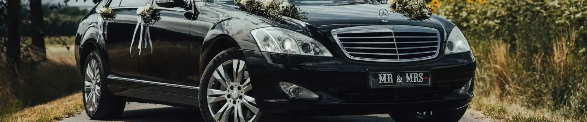 Czarny Mercedes S550 L – luksusowy auta do ślubu i na wyjątkowe okazje
